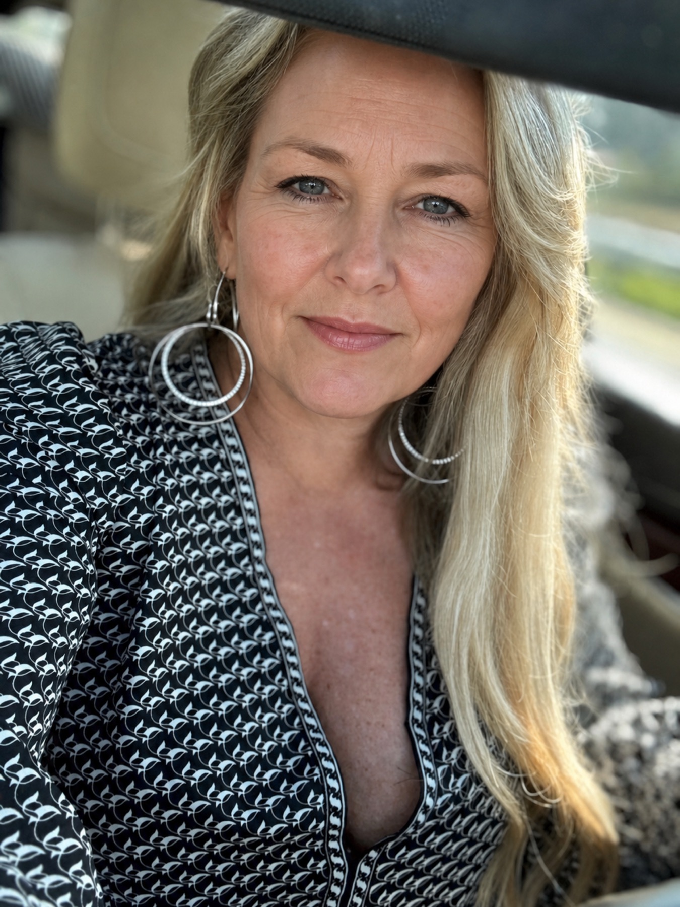 Illustrative portrait of a mature single woman